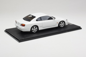 Nissan Silvia S15 Spec-S Weiß Cracked Plexi One Model 1:18 REMC034 Metall — Bild 3 von 7