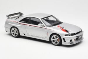 Nissan Skyline GT-R R33 R-Tune Silber AUTOart 1:18 77326 Metall — Bild 6 von 8