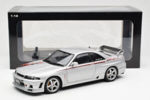 Nissan Skyline GT-R R33 R-Tune Silber AUTOart 1:18 77326 Metall — Bild 8 von 8