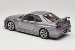 Nissan Skyline GT-R R34 Nismo S-Tune Silber AUTOart 1:18 77358 Metall — Bild 7 von 8