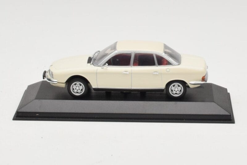 NSU Ro80 Weiß Minichamps 1:43 NUS001 Metall