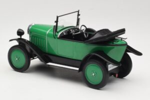 Opel 4 PS Laubfrosch Grün MCG 1:18 MCG18050 Metall — Bild 5 von 6