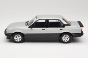 Opel Ascona C SR Silber MCG 1:18 MCG18460 Metall — Bild 3 von 6