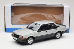 Opel Ascona C SR Silber MCG 1:18 MCG18460 Metall — Bild 6 von 6