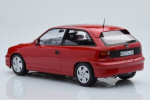 Opel Astra F GSi Rot Norev 1:18 183672 Metall — Bild 5 von 6
