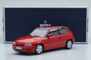 Opel Astra F GSi Rot Norev 1:18 183672 Metall — Bild 6 von 6