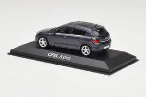 Opel Astra H Dunkelblau Minichamps 1:43 B24910027-A1 Metall — Bild 3 von 4