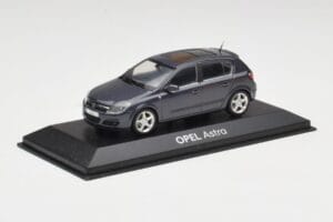 Opel Astra H Grau Minichamps 1:43 B24910027A Metall — Bild 2 von 4