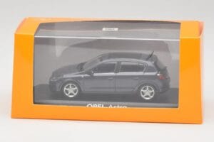 Opel Astra H Grau Minichamps 1:43 B24910027A Metall — Bild 4 von 4