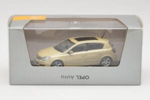 Opel Astra H Gelb Metallic Minichamps 1:43 403043003 Metall — Bild 4 von 4