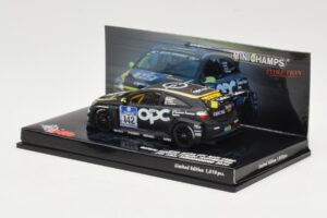 Opel Astra OPC #142 Rathje / Bueler / Scharf / Hoffmeister 24 Hours Nurburgring 2010 Minichamps 1:43 437104142 Metall — Bild 3 von 4