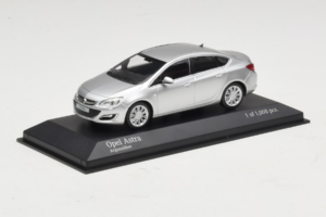 Opel Astra J Silber Minichamps 1:43 410042000 Metall — Bild 2 von 5
