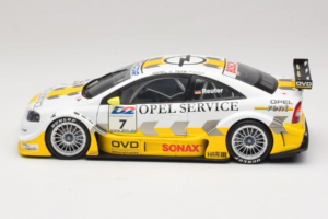 Opel Astra V8 Coupe #7 M. Reuter DTM 2000 Action 1:18 AC8004807 Metall — Bild 4 von 8