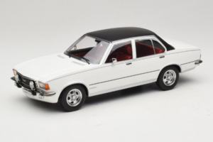 Opel Commodore B Weiß MCG 1:18 MCG18564 Metall