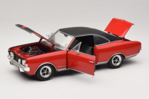 Opel Commodore GS/E Rot Revell 1:18 8826 Metall — Bild 2 von 8