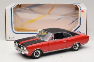 Opel Commodore GS/E Rot Revell 1:18 8826 Metall — Bild 8 von 8