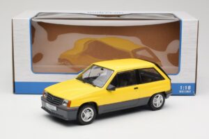 Opel Corsa A SR Gelb MCG 1:18 MCG18431 Metall — Bild 6 von 6