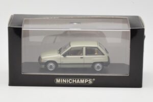 Opel Corsa A Swing Grün Minichamps 1:43 400045002 Metall — Bild 4 von 4