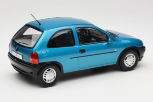 Opel Corsa B Blue Metallic MCG 1:18 MCG18514 Metall — Bild 2 von 6
