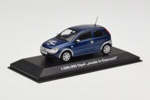 Opel Corsa C 1.5M Made in Eisenach Minichamps 1:43 OPEL003 Metall — Bild 2 von 4