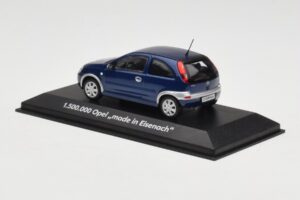 Opel Corsa C 1.5M Made in Eisenach Minichamps 1:43 OPEL003 Metall — Bild 3 von 4