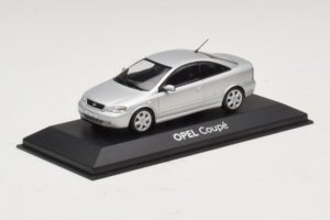 Opel Coupe Bertone Silber Minichamps 1:43 B24910027 Metall — Bild 2 von 4