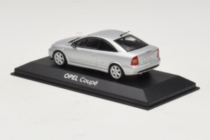 Opel Coupe Bertone Silber Minichamps 1:43 B24910027 Metall — Bild 3 von 4