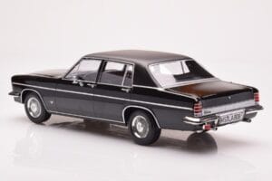 Opel Diplomat V8 Schwarz Norev 1:18 183687 Metall — Bild 5 von 6