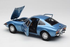 Opel GT Blau Minichamps 1:18 180049020 Metall — Bild 5 von 8