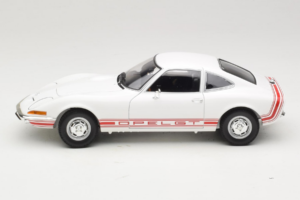 Opel GT Weiß Minichamps 1:18 180049027 Metall — Bild 4 von 8