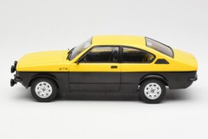 Opel Kadett C GT/E Schwarz Gelb MCG 1:18 MCG18190 Metall — Bild 3 von 6