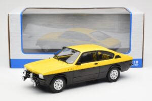 Opel Kadett C GT/E Schwarz Gelb MCG 1:18 MCG18190 Metall — Bild 6 von 6