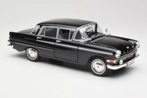 Opel Kapitan P1 Schwarz Revell 1:18 08822 Metall — Bild 6 von 8