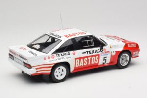 Opel Manta 400 #5 G. Colsoul Rally Ypres 1985 IXO 1:18 18RMC134 Metall — Bild 2 von 6