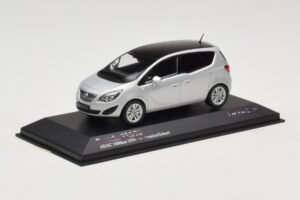 Opel Meriva B Silber Metallic Minichamps 1:43 400040000 Metall — Bild 2 von 4