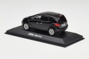 Opel Meriva B Schwarz Minichamps 1:43 400040005 Metall — Bild 3 von 4