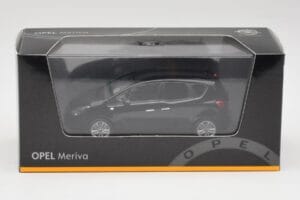 Opel Meriva B Schwarz Minichamps 1:43 400040005 Metall — Bild 4 von 4