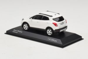 Opel Mokka Weiß Minichamps 1:43 410042100 Metall — Bild 3 von 4