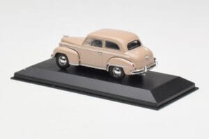 Opel Olympia A Beige Minichamps 1:43 430040404 Metall — Bild 3 von 4