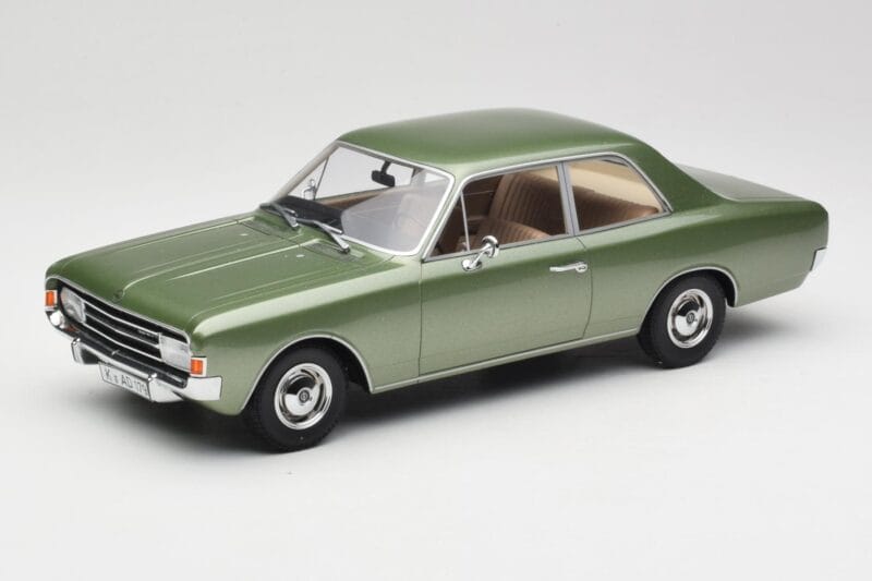 Opel Rekord C Green Metallic Minichamps 1:18 107047000 Resin