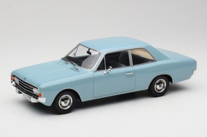 Opel Rekord C Hellblau Minichamps 1:18 107047002 Metall
