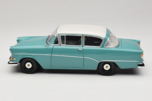 Opel Rekord P1 Türkisblau Minichamps 1:18 180043200 Metall — Bild 4 von 8