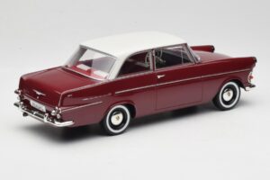 Opel Rekord P2 Dunkelrot & Weiß BoS Models 1:18 BOS415 Resin — Bild 2 von 6