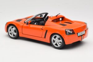 Opel Speedster Orange Maisto 1:18 31615 Metall — Bild 7 von 8
