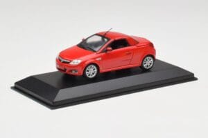 Opel Tigra TwinTop Magma Rot Minichamps 1:43 B24910027T Metall — Bild 2 von 4