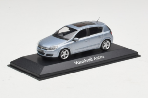 Opel Astra H Blue Metallic Minichamps 1:43 ASTRA004 Metall — Bild 2 von 4