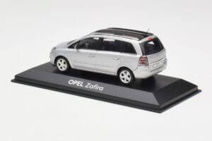 Opel Zafira B Silber Minichamps 1:43 1799109 Metall — Bild 3 von 4