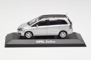 Opel Zafira B Silber Minichamps 1:43 1799109 Metall