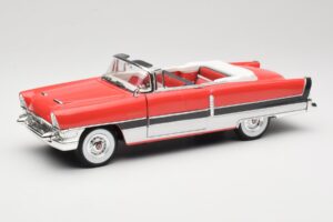 Packard Caribbean Cabriolet Rot American Mint 1:18 3042082 Metall