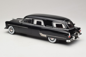 Packard Henney Schwarz BoS Models 1:18 BOS342 Metall — Bild 5 von 6